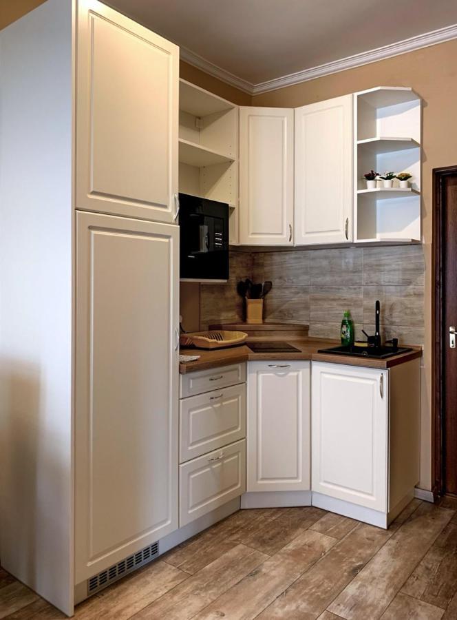 Hanna Apartman Balatonlelle Exterior photo