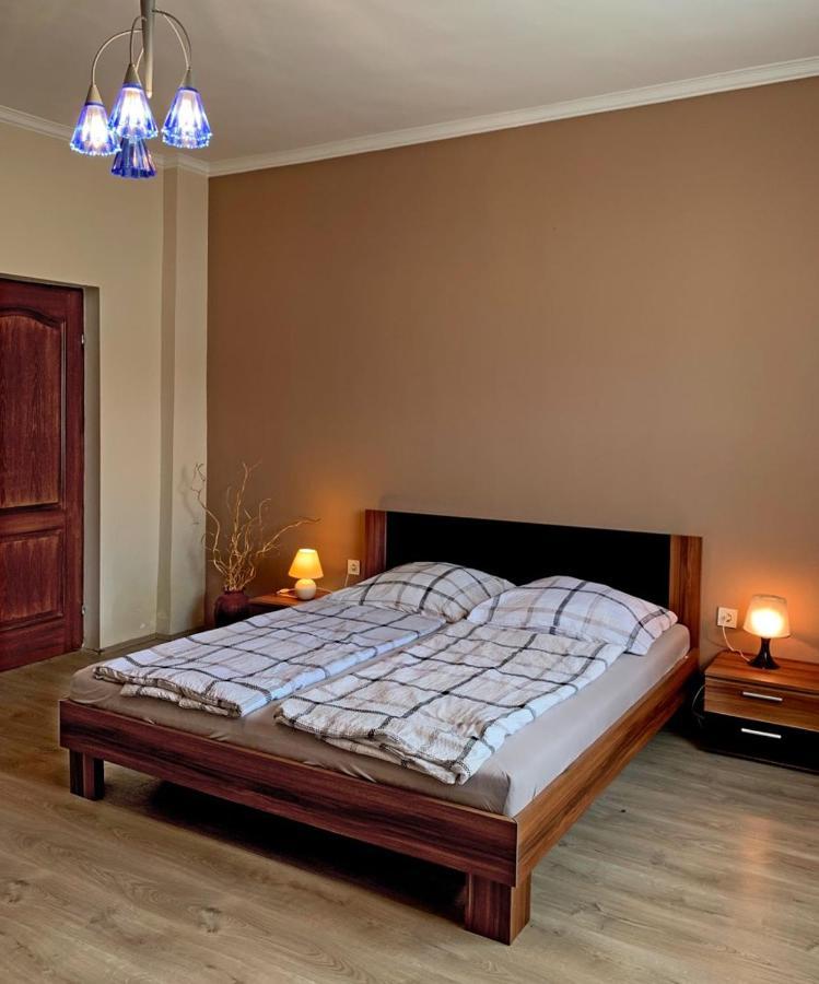 Hanna Apartman Balatonlelle Exterior photo