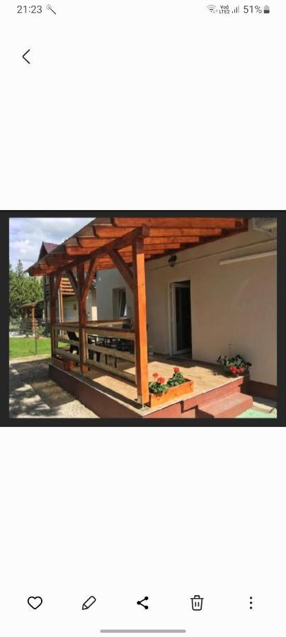 Hanna Apartman Balatonlelle Exterior photo