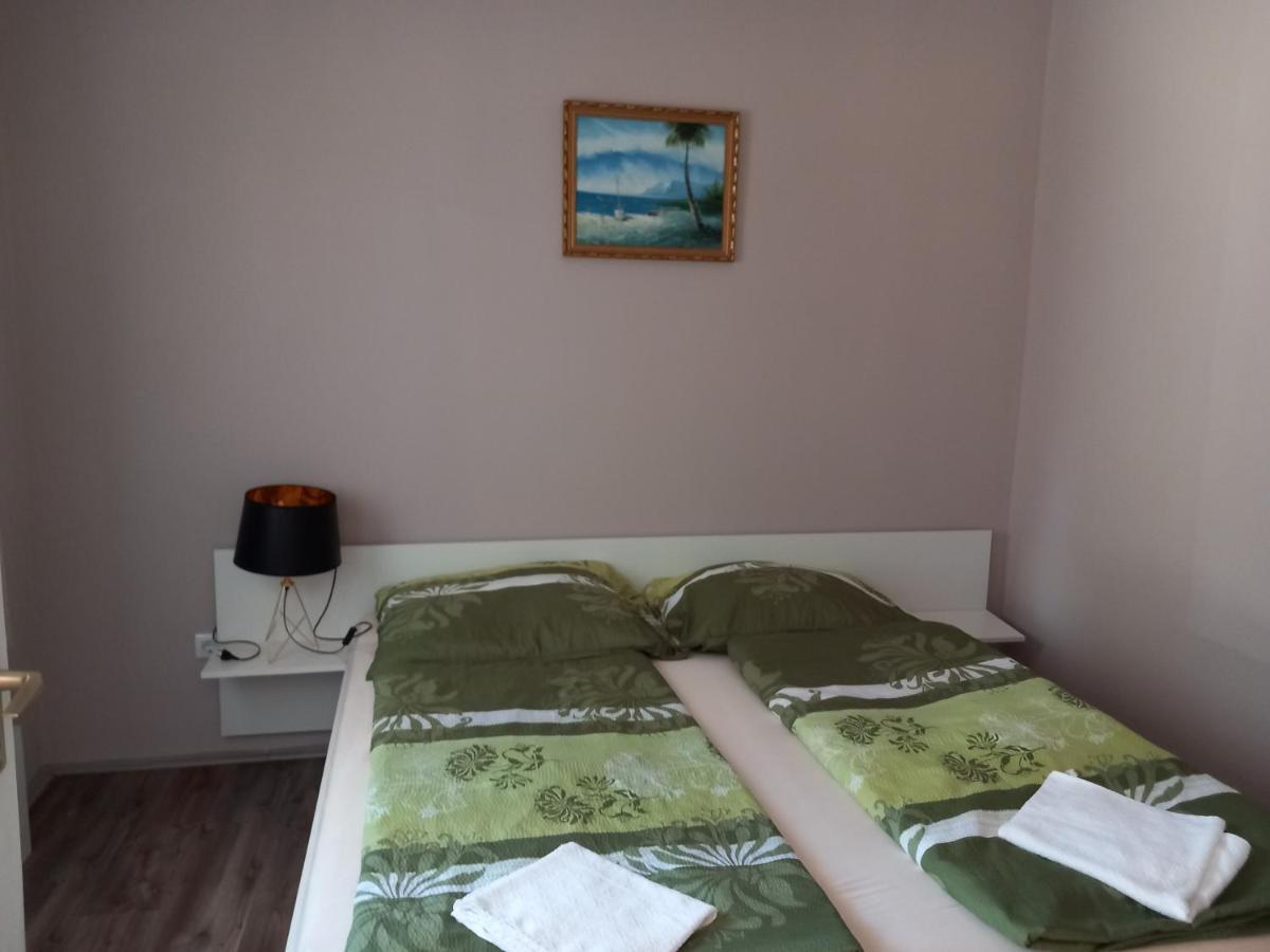 Hanna Apartman Balatonlelle Exterior photo