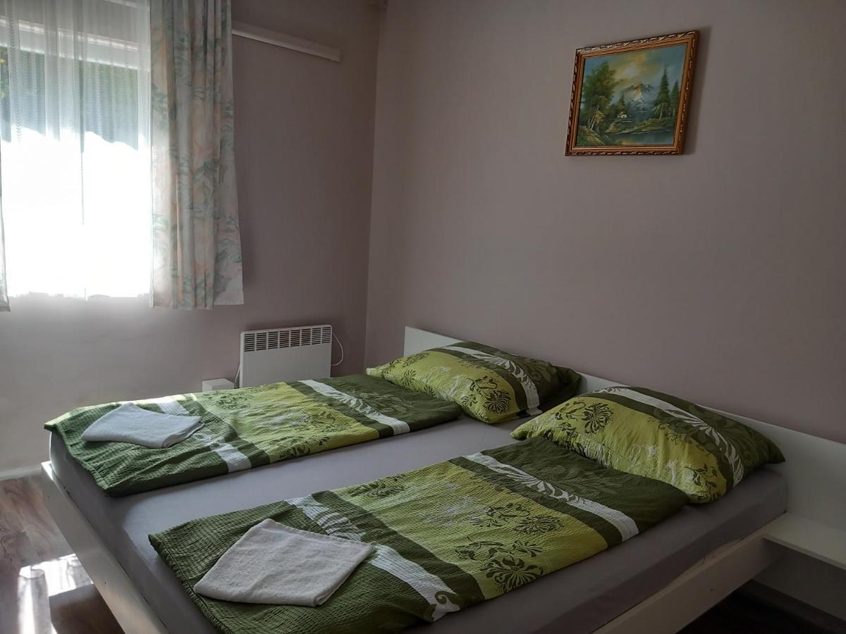 Hanna Apartman Balatonlelle Exterior photo